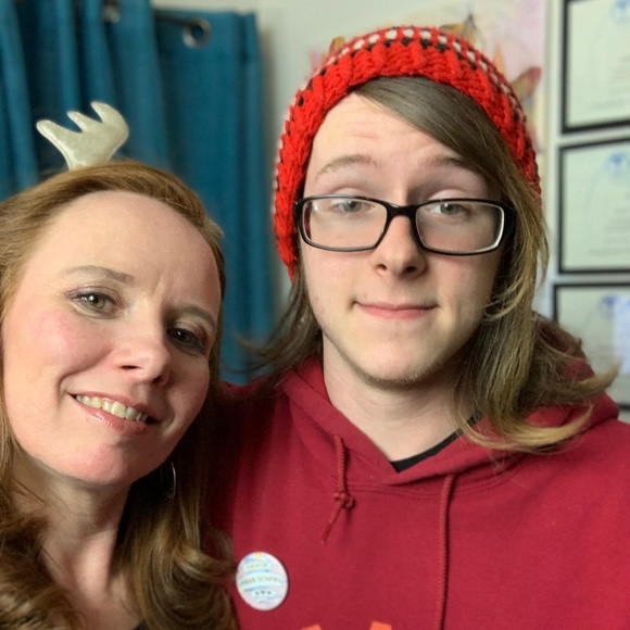 Meet your Posher, Cat - Picture 4 of 9